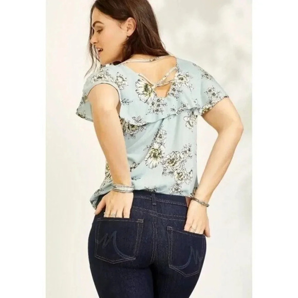 Maurices Blue Floral Lattice Back Woven Short Sleeve Top L - Picture 1 of 5